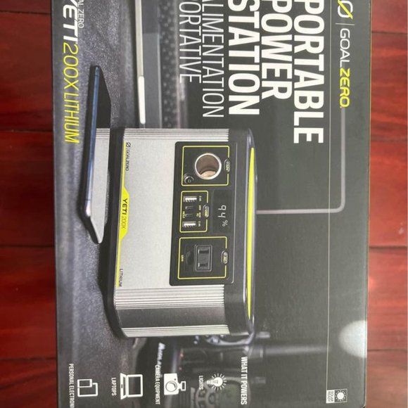 Goal Zero Yeti Lithium 200X Portable Power Station - Picture 6 of 11